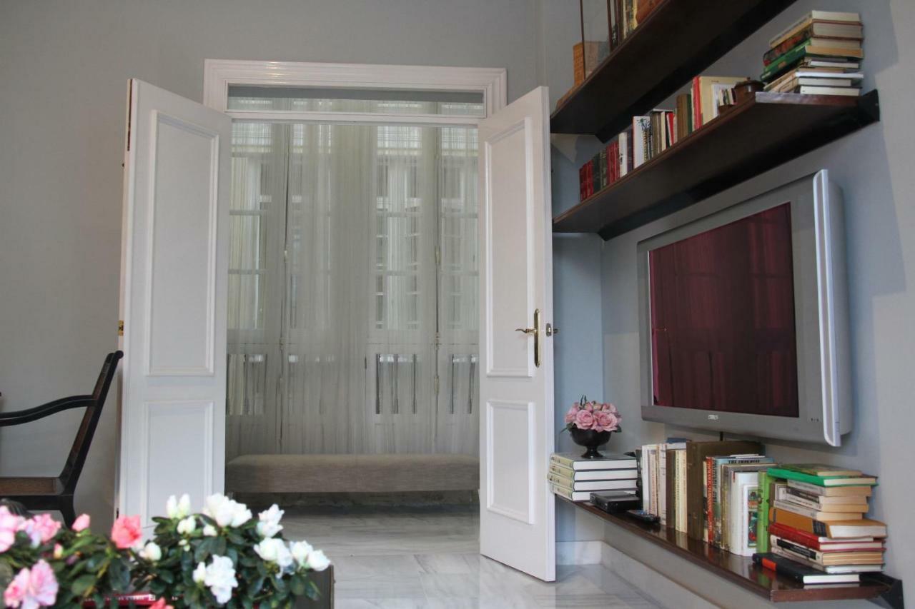 Luxurious 2 Bedroom Flat In A Historic Building Appartement *